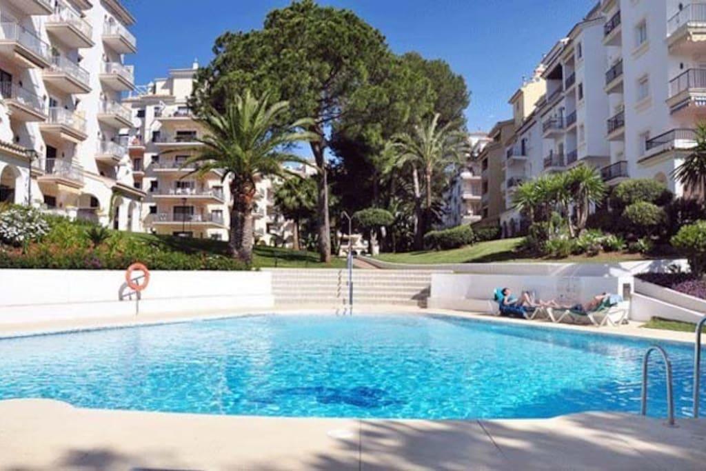 The Terrace Of Puerto Banus Beach 马尔韦利亚 外观 照片